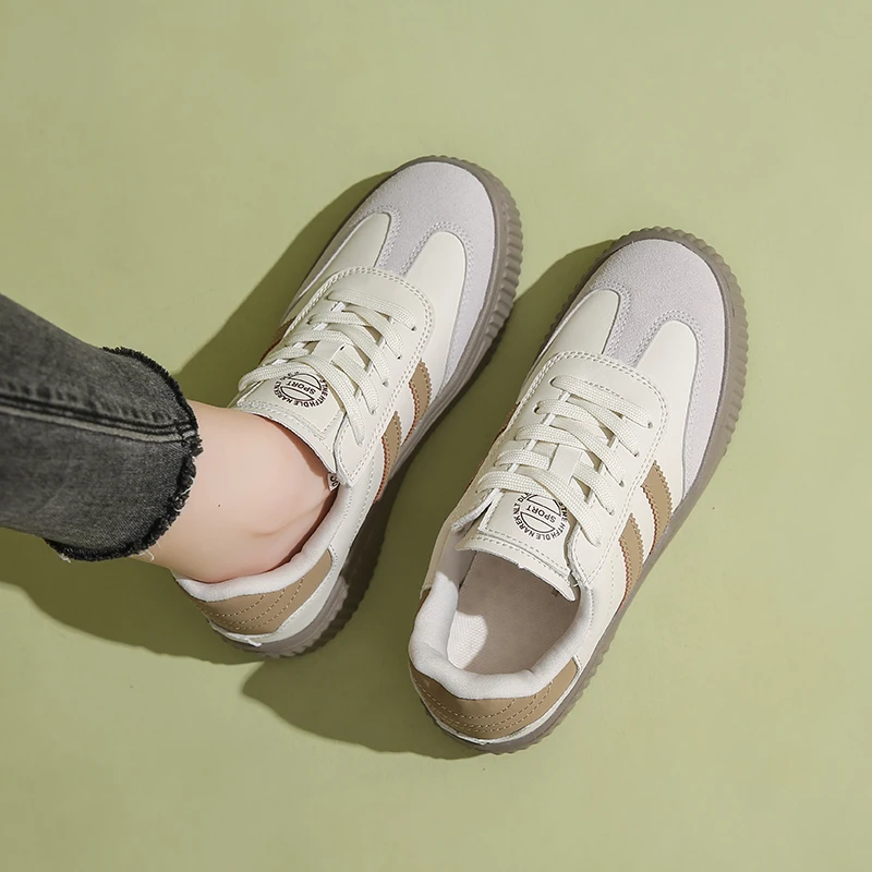 New Autumn Women's Shoes Casual Board Shoes Comfortable Soft Non-slip Flat Casual Sports Shoes Women Sneakers Big Size 35-42 4