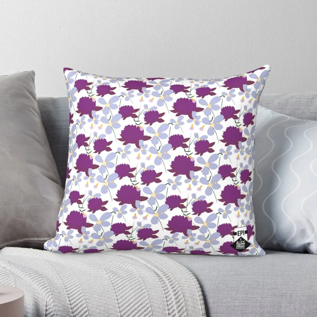

Geranium Pratense Pillowcase Polyester Linen Velvet Creative Zip Decor Car Cushion Cover 18"