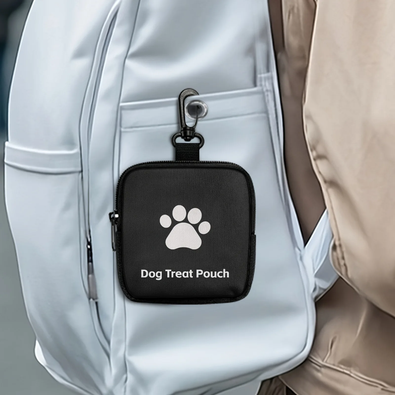 Small Dog Food Bag PU Leather  Paw Print Dog Treat Pouch Waterproof Faux Leather Zipper Pouch Multi-functional Travel Train Bag