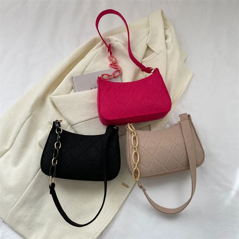 2025 New Women Retro Underarm Bag Fashion Trend Simple Shoulder Bag Casual Crossbody Bag Autumn Winter Casual Light Weigh Purse