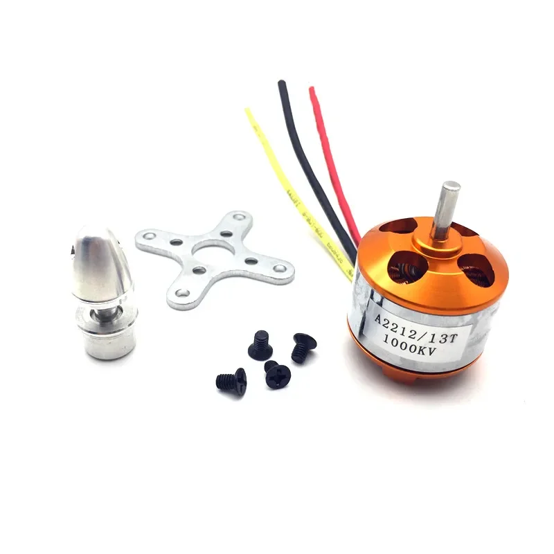 Lot de 8 moteurs brushless A2208/A2212 pour drone RC multicoptère, emballés dans des sachets antistatiques.