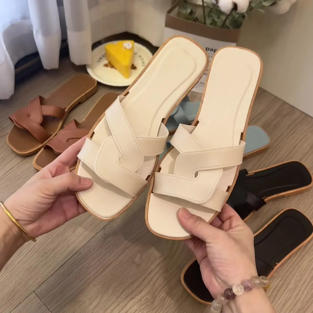 Sandalias deslizantes de verano para mujer, diseño de banda