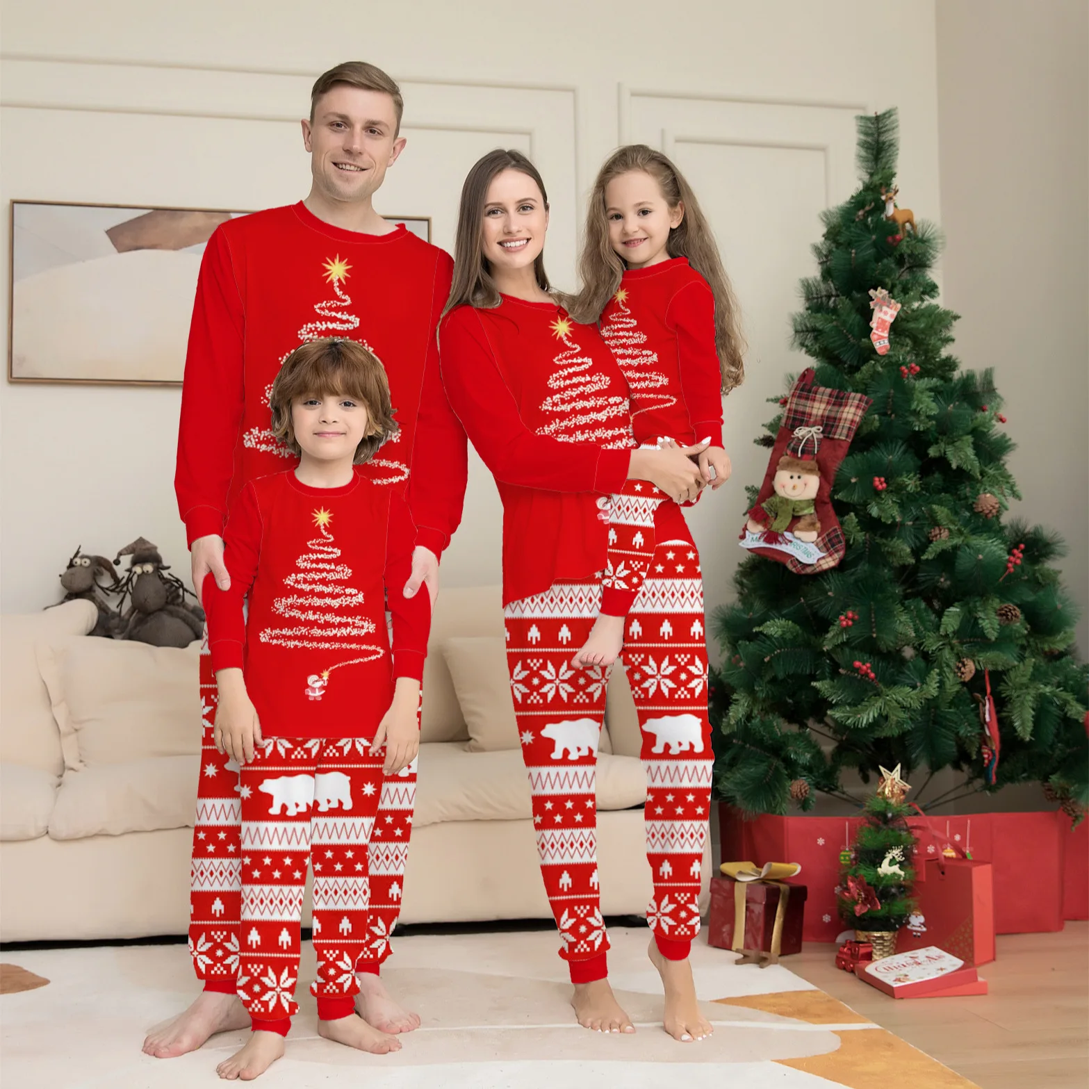 thumbnail image 1 of Conjuntos familiares a juego para Navidad, pijamas para adultos, niños, mamá y papá, mamelucos para bebés, ropa de dormir informal, pijamas de aspecto familiar de Navidad para Claus, 1 of 5