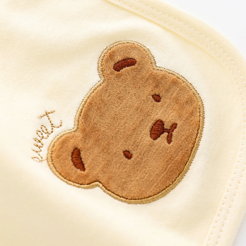 Рисунок 3 - Нагрудник на застежке Шейный шарф