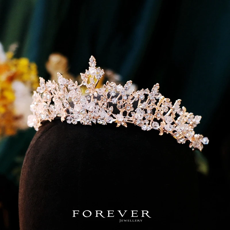 

CC Flower Shape Tiaras Wedding Accessories Women Hairwear Engagement Hair Ornaments Romantic Diadems Pageant Crown Party FO006