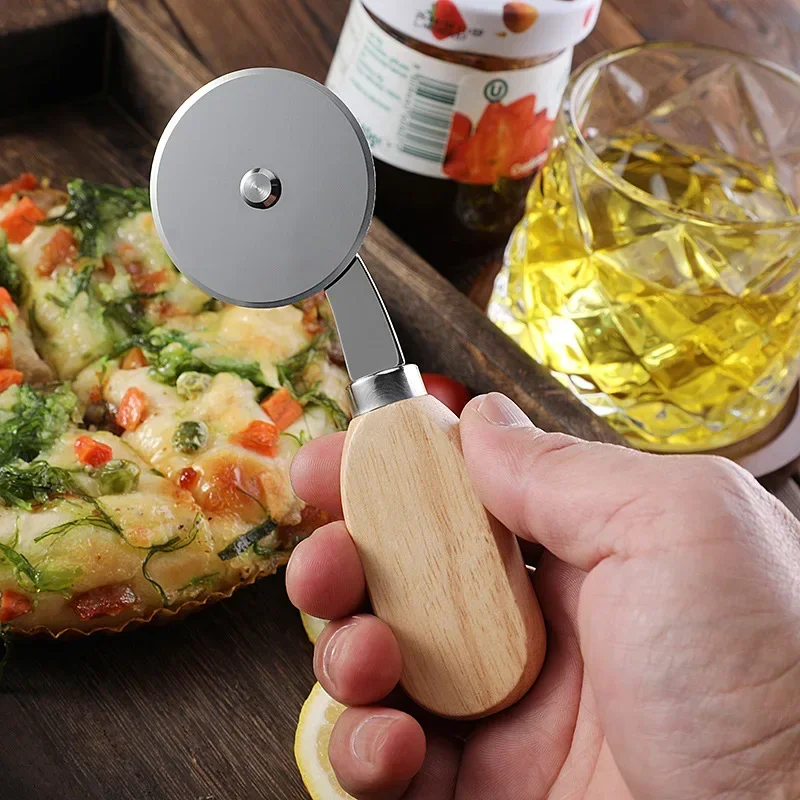 Stainless steel pizza knife oak handle roller cutter