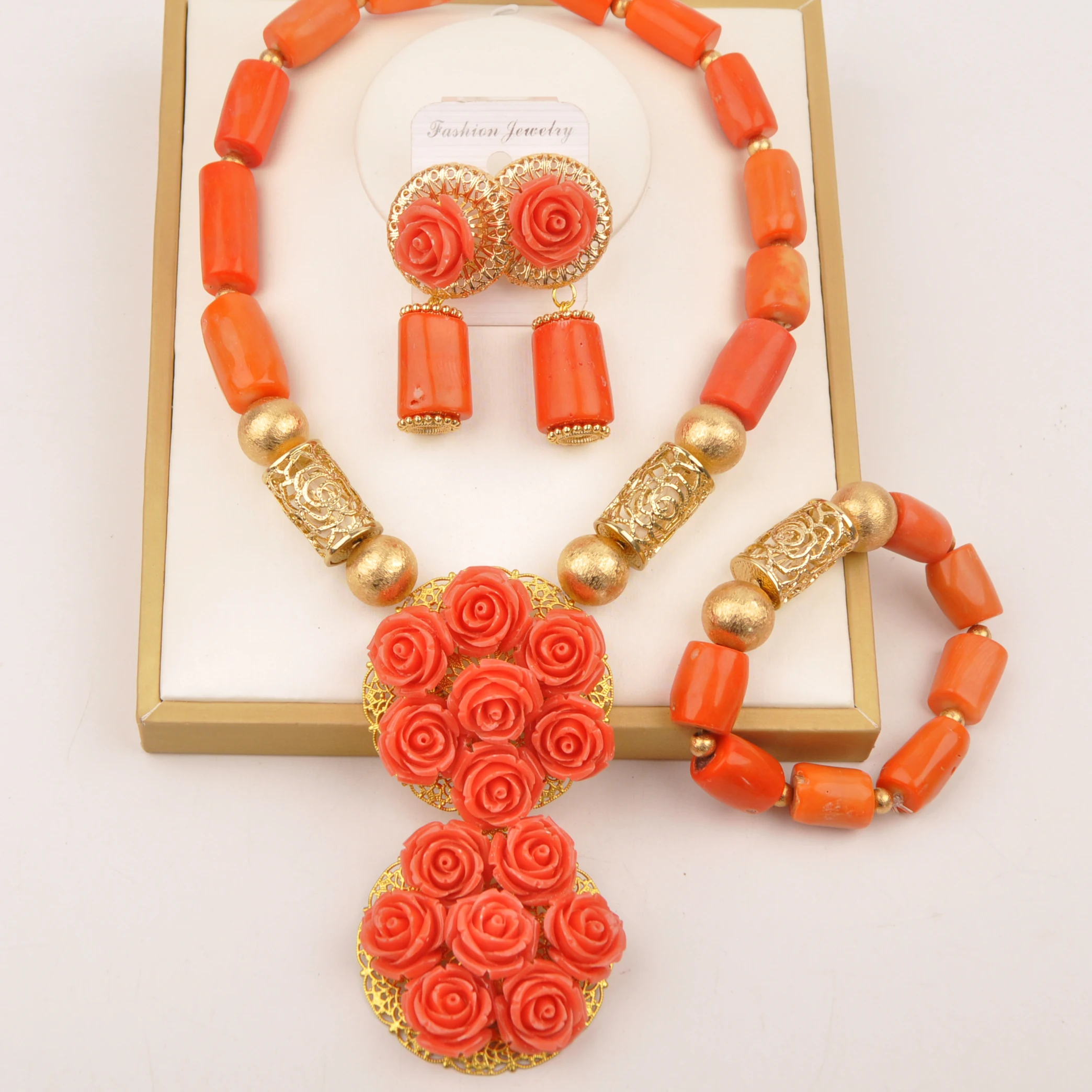 

Свадебный комплект ювелирных изделий в нигерийском стиле с натуральным кораллом оранжевого цвета