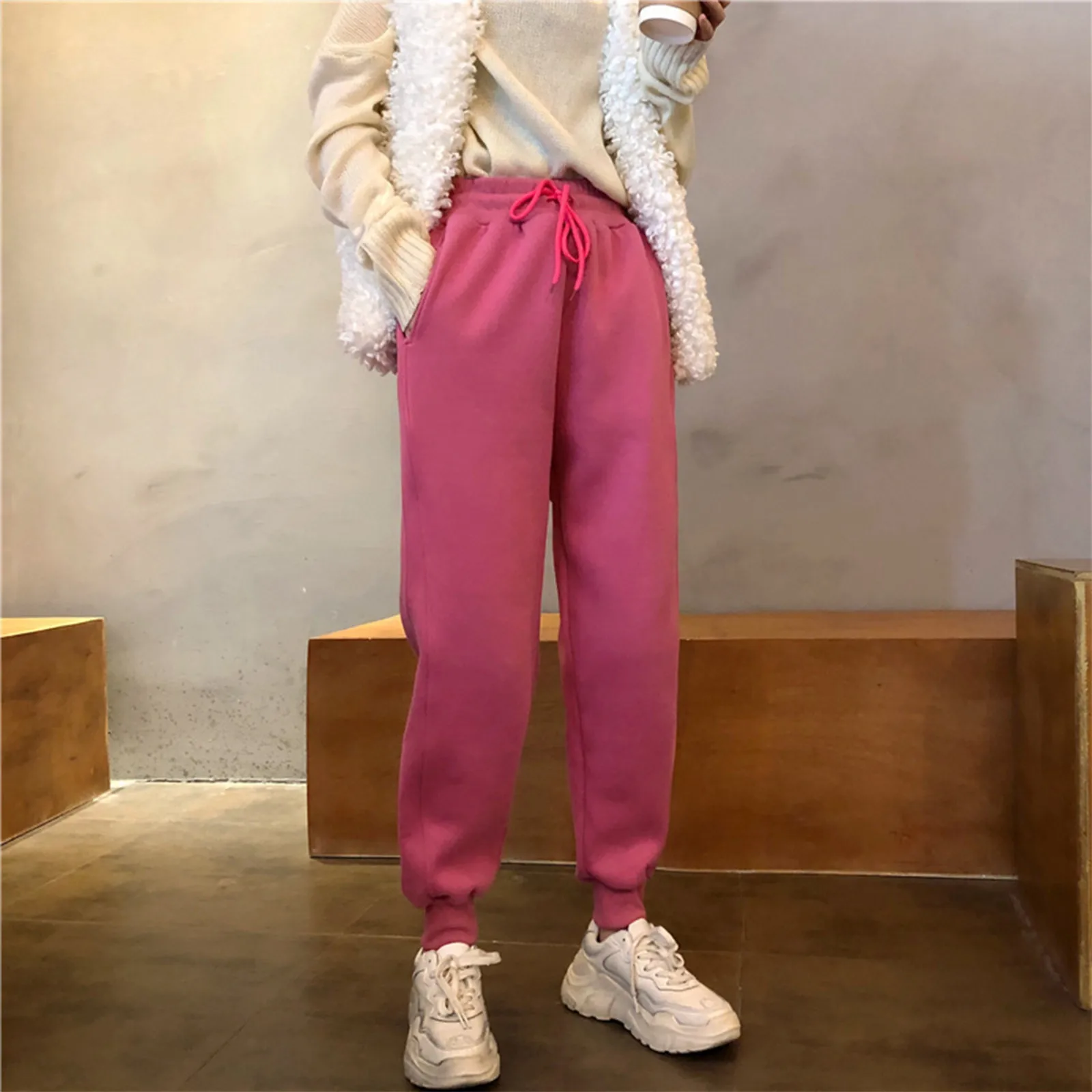 

Черные спортивные брюки для женщин осень с высокой эластичной талией широкие мешковатые брюки весенние женские спортивные брюки для бега