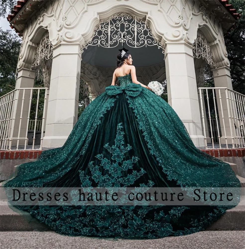 green emerald velvet dress Vintage Appliques Sweetheart Lace Detachable Straps Tulle Sweet 16 Qui –  DSProm main image 1