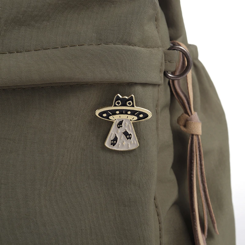 5PCS Creative Cartoon Punk Black Cat Animal Series Enamel Pins Brooches Lapel Badges Fun Jewelry Gifts for Children enamel pins