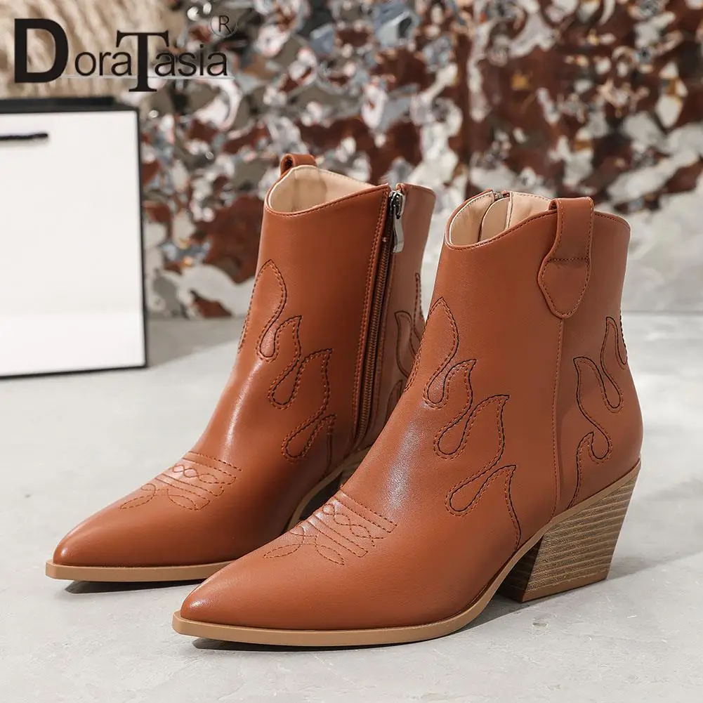 Big Size 42 Brand New Ladies Pointed Toe Ankle Cowgirl Boots Fashion Embroider Chunky Heel women's Boots Casual Woman Shoes