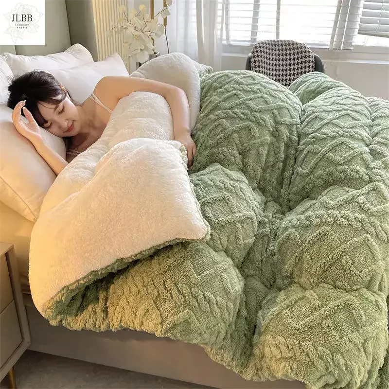 

New Super Thick Winter Warm Blanket for Bed Artificial Lamb Cashmere Weighted Blankets Soft Comfortable Warmth Quilt Comforter