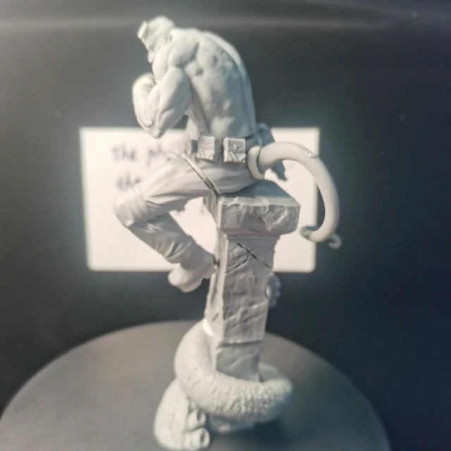 1/16 Die-casting Resin Figure Hellboy Unassembled and Unpainted Model Kit Toys Free Delivery 4