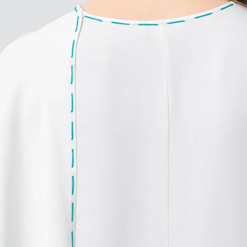 Рисунок 5 - Женское шелковое платье с V-образным