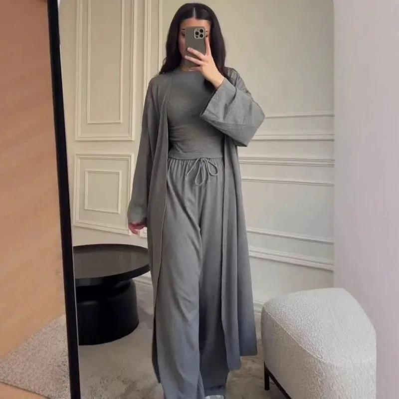 รูปสินค้า ชุดแฟชั่น 3 ชิ้น เสื้อคลุม กางเกง และเสื้อ ใส่สบาย สวยเก่งทุกสไตล์