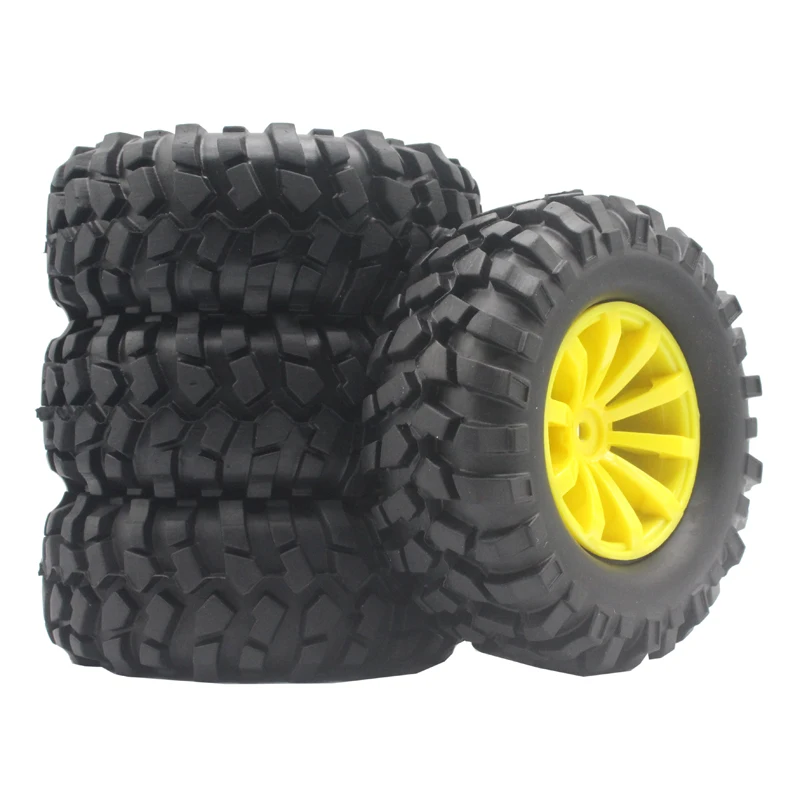 Gros plan sur les roues crantées du Crawler Buggy 4WD pour une adhérence optimale