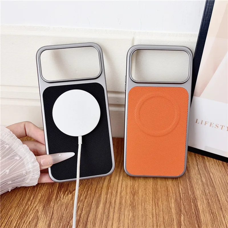 Magnetic Triangle Pattern PU Leather Ultra-Thin Protective Back Cover