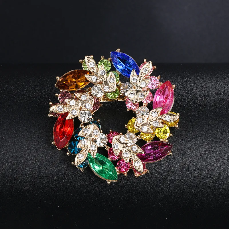 Crystal Rhinestones Flower Brooch For Women Girl Fashion Elegant Coat Lapel Pin Wedding Bouquet Corsage Scarf Clip Jewelry Gift