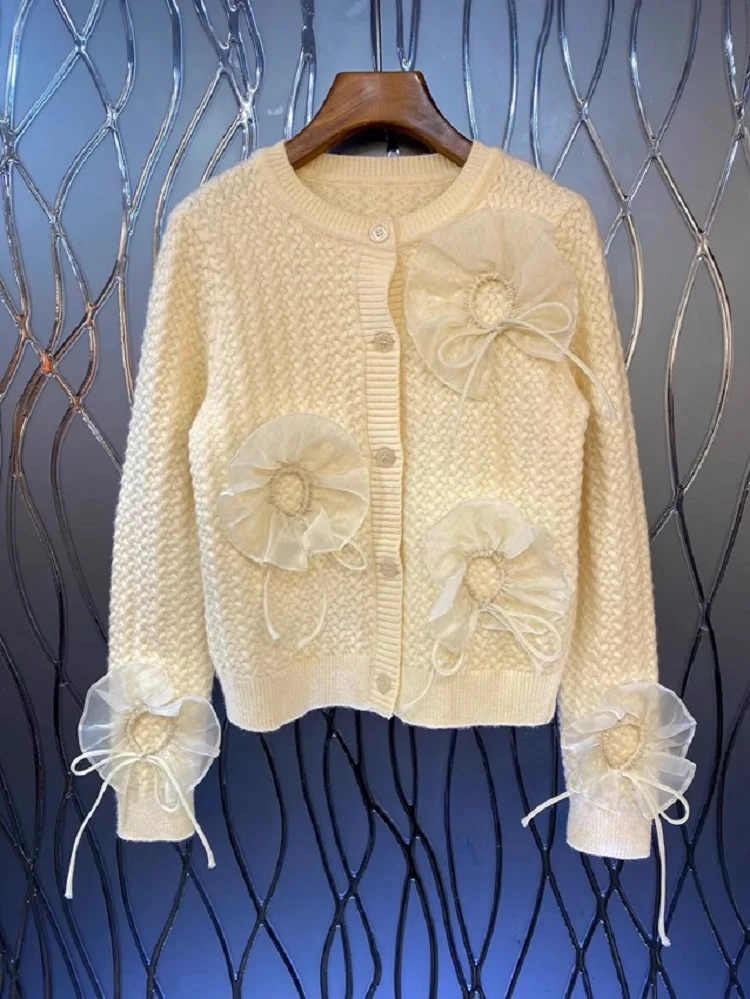 

High Quality New Knitted Cardigan Coats 2023 Autumn Winter Knitwear Ladies Appliques Flower Deco Casual Beige Black Caridgans