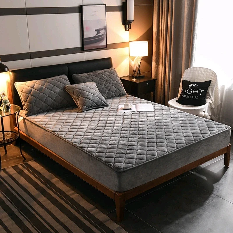 Description Picture 4 of itemPlush Thicken Quilted Mattress Cover Warm Soft Crystal Cotton Bedsheet  Quilted Bed Fitted Sheet (Need order pillowcases)