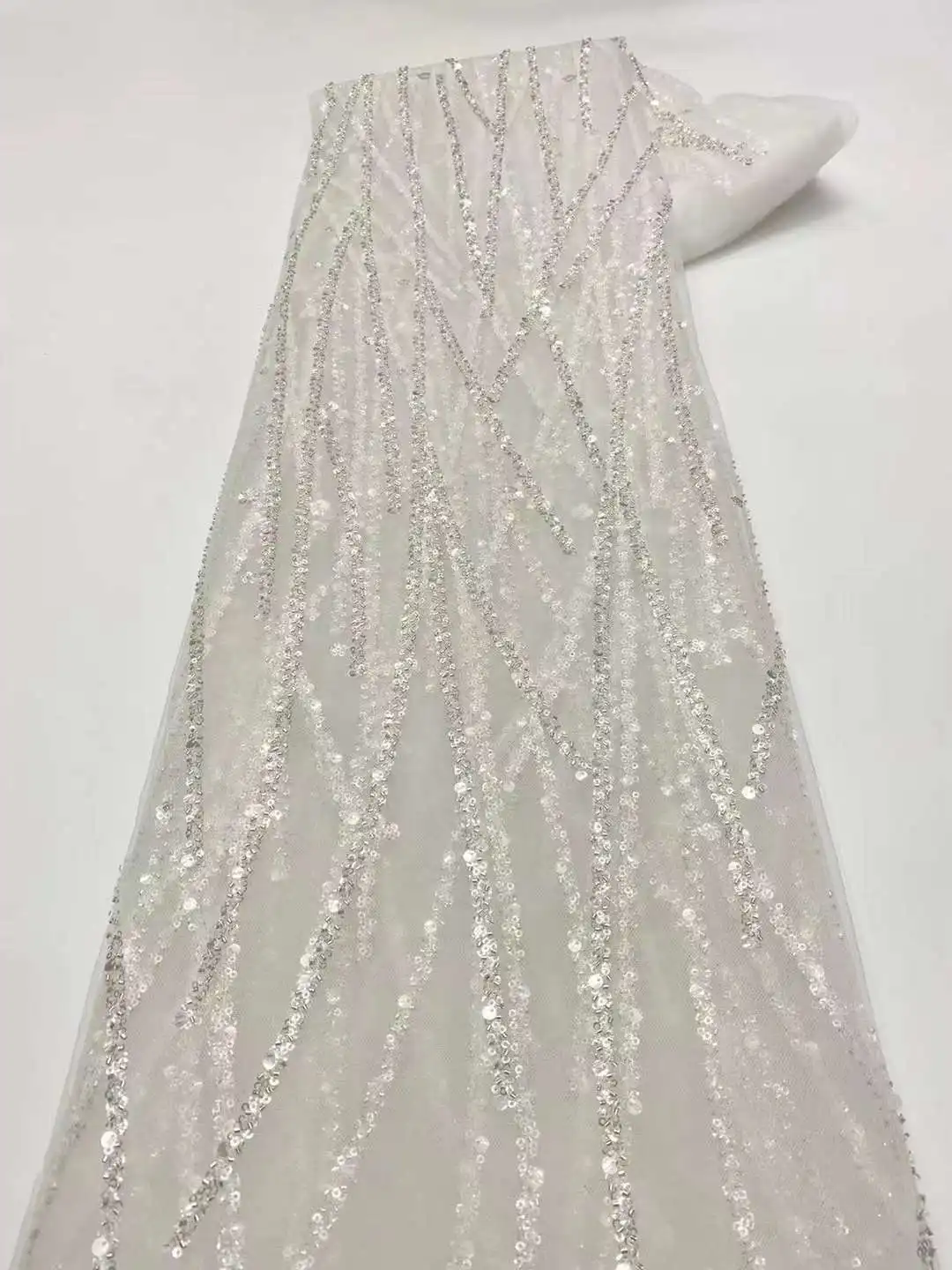 

Nigerian Pure White Embrioiderey Mesh Lace African 2022 High Quality Tulle 5 Yards Sequins Fabric French For Wedding Party Dress