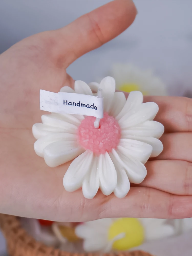 Description Picture 3 of item3D Daisy Scented Candle Silicone Mold DIY Flower Shape Resin Molds Flower Soap Making Craft Candles Mould Home Decor Supplies