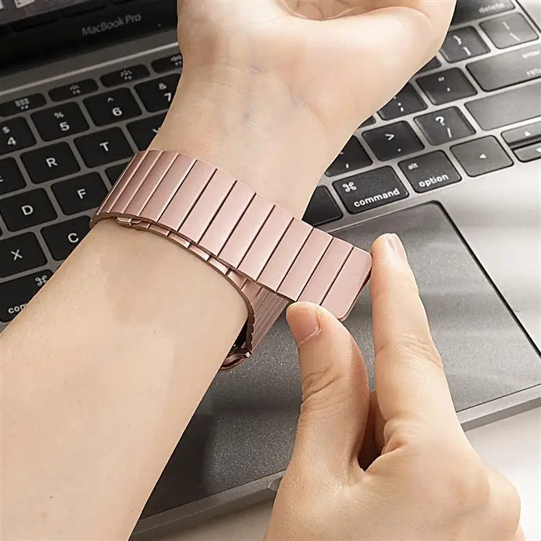 Stainless Steel Magnetic straps For Apple Watch Band 44mm 46mm 49mm 40mm 45mm 41mm 42mm Bracelet iwatch Series 10 9 8 SE ultra 2 5 Stainless Steel Magnetic straps For Apple Watch Band 44mm 46mm 49mm 40mm 45mm 41mm 42mm Bracelet iwatch Series 10 9 8 SE ultra 2 – Bild 5