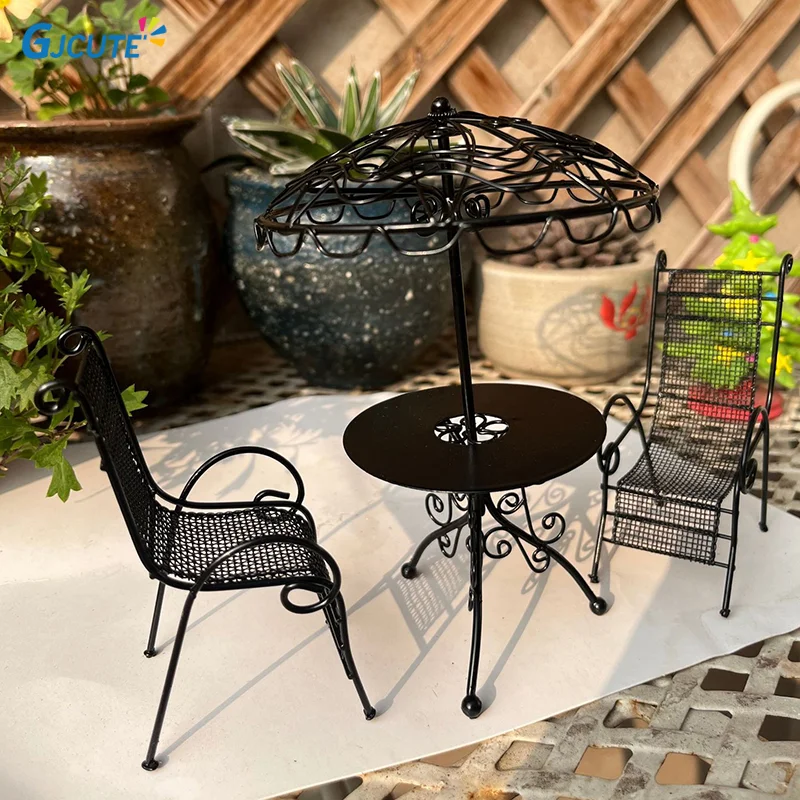 

Миниатюрные аксессуары для кукольного домика, набор мини-моделей железного стола и стула, имитация игрушек для кукольного домика, сада, пляжа, декоративная игрушка