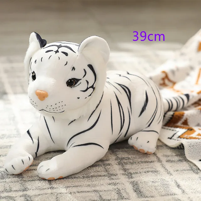 39cm lying white