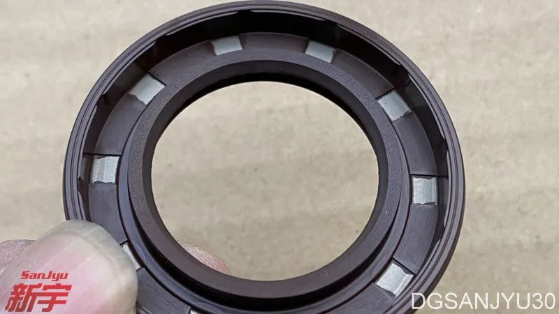 ASX GA1W LANCER CY1A 4A92 OIL SEAL,CRANKSHAFT,FRONT 1052B062 29.3*48*6.7