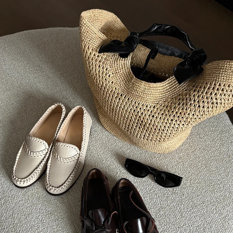 New Hollow Woven Straw Woven Shopping Bag Vacation Beach Mesh Bag Fashionable and Simple Commuting Bag