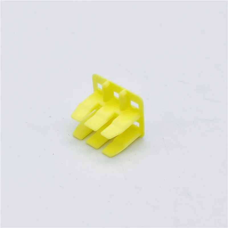 

10 PCS Original and genuine 174263-7 automobile connector plug housing supplied from stock