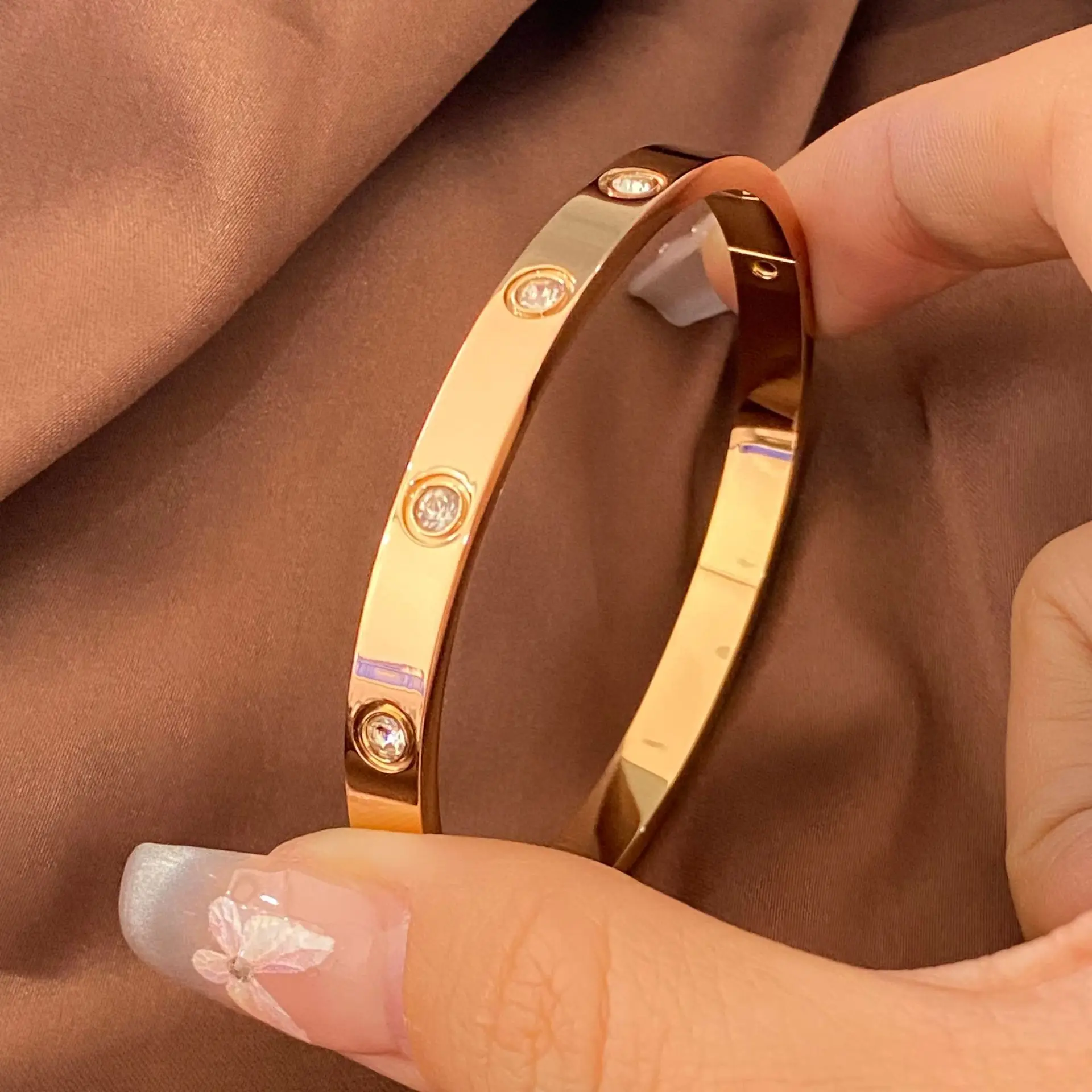 Stainless Steel Bracelet Htpwe Stainless Steel Diamond Ring Stacking Bracelet Women 18k Gold Plated Couple Holiday Gift Fashion Bracelet Party Jewelry