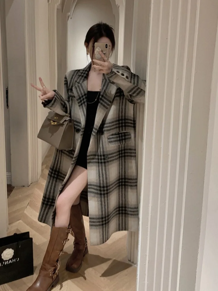 Coat Overcoat Women's Mid-Length Thickened Warm Double-Breasted Striped Suit Collar Plaid Woolen AutumnWinter High-Grade Fashion