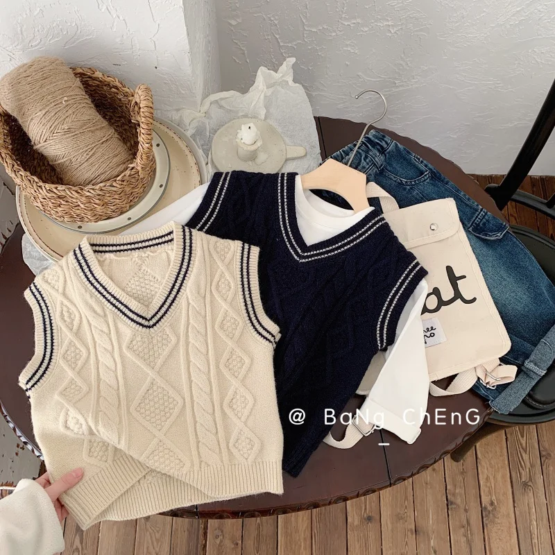 

Children's Vest2024Spring Children's Clothing for BoysVCollar Vest Knitted Striped Fashionable Sweater Tide MY0006-WS