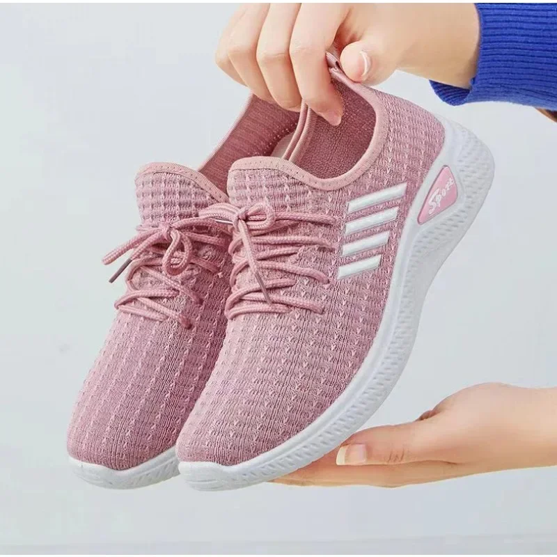 

Trendy Shoes New Sneakers Spring and Summer Soft Bottom Casual Mom Shoes Mesh Low-Top Running Student Shoes