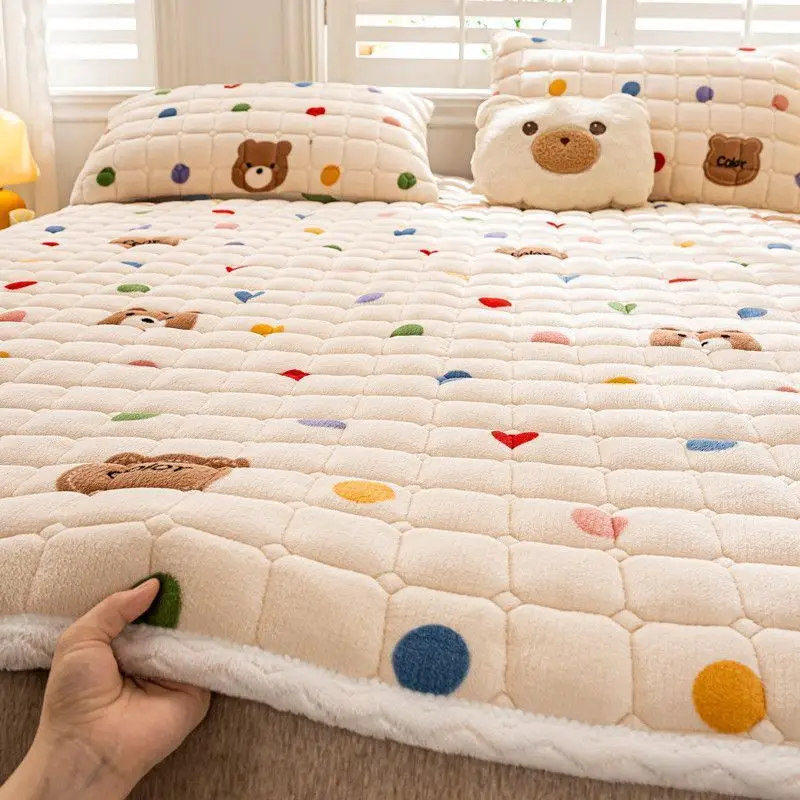 Thicken Mattress Toppers Cover Winter Warm Home Dormitory Foldable Single Double Bed Sheets Soft Portable Thin Tatami Blankets