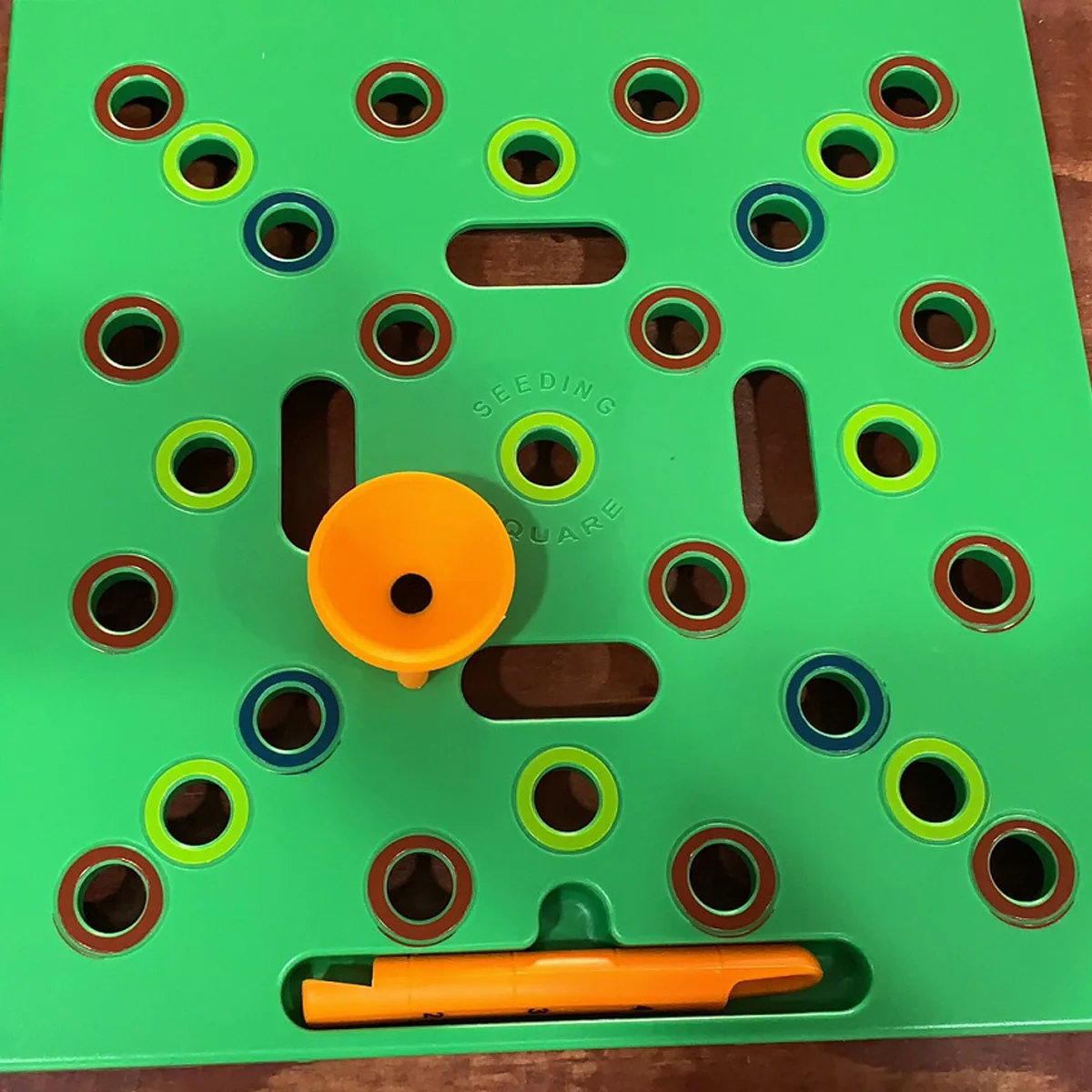 30 X 30cm Seed Sower Balcony Garden Template Square Gardening Seedling Spacer Tool With Funnel for Balcony Garden Planting 6 | 30 X 30cm Seed Sower Balcony Garden Template Square Gardening Seedling Spacer Tool With Funnel for Balcony Garden Planting 6