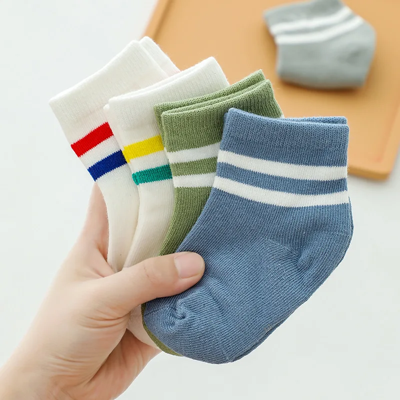 Kids socks Girls socks 5 Pairs of Spring and Autumn Korean Fashion College Style Sports Socks Soft and Unletdown Mid-tube Socks for Boys Girls