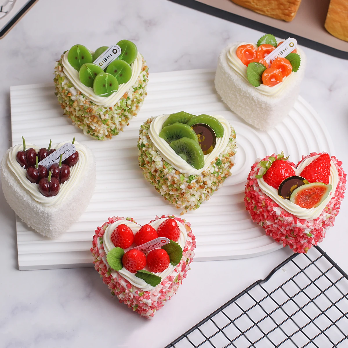 Artificial Heart Shaped Fruit Cake Mold Realistic Food Decoration Photography Food Simulation Cake Model Tea Table Decoration 1PC