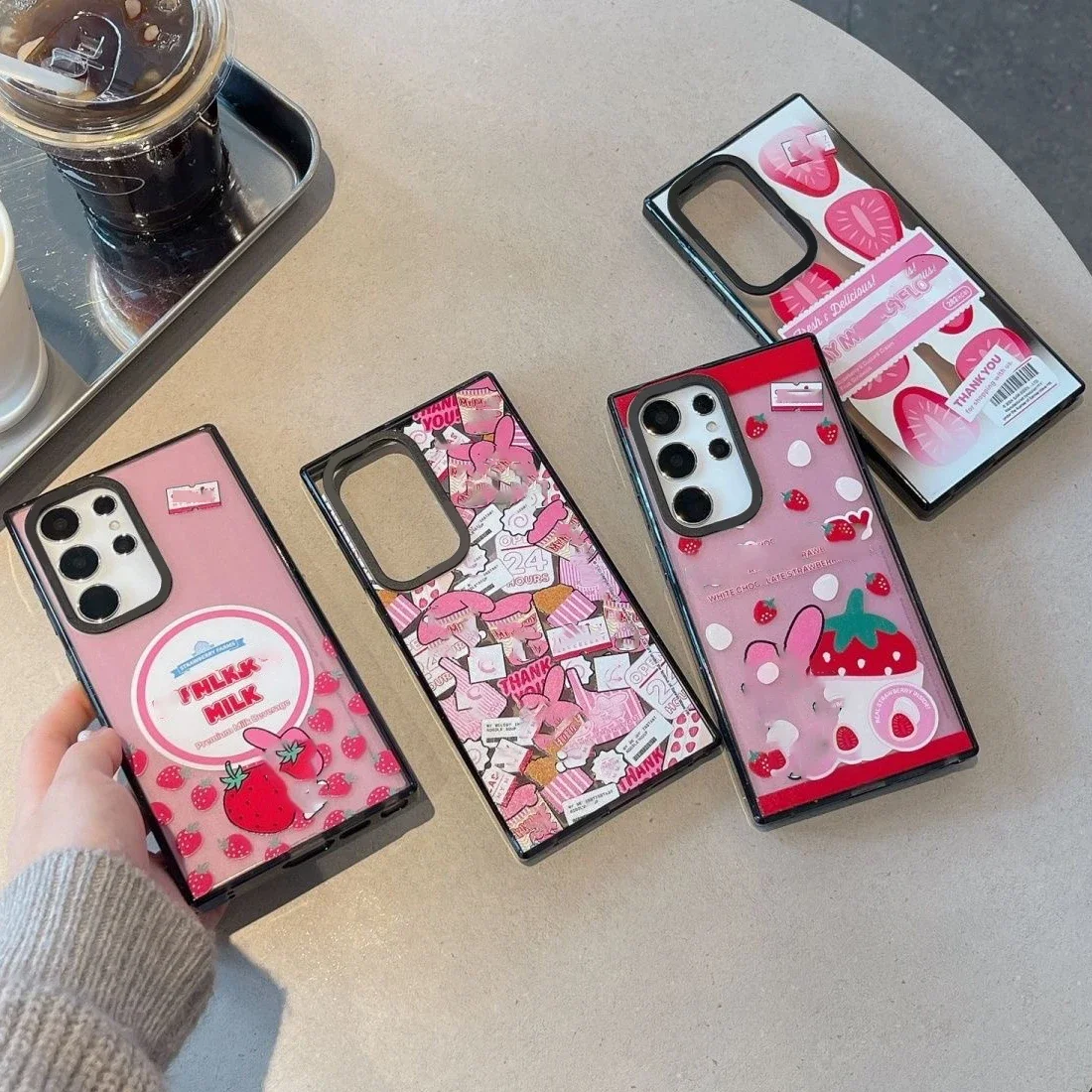 

Pop Cartoon Rabbit MagSafe Acrylic Black Border Case for Samsung Galaxy S22 Ultra S23 Ultra S24 Ultra Cover Protective Shell