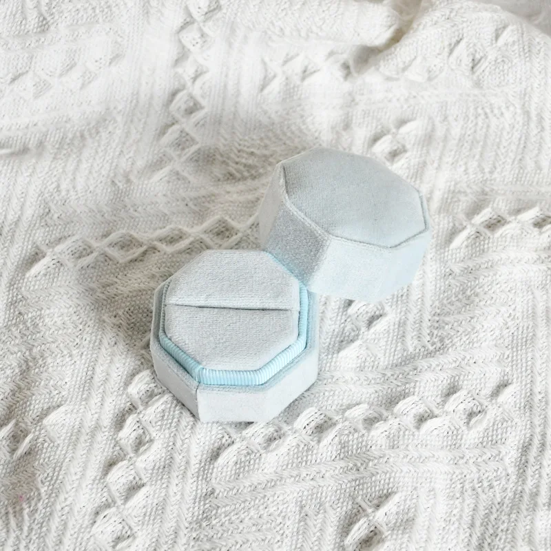 Velvet Ring Box Round Octagonal Ring Box Manufacturers Wholesale Box Proposal Three Rings Box Can Print Logo