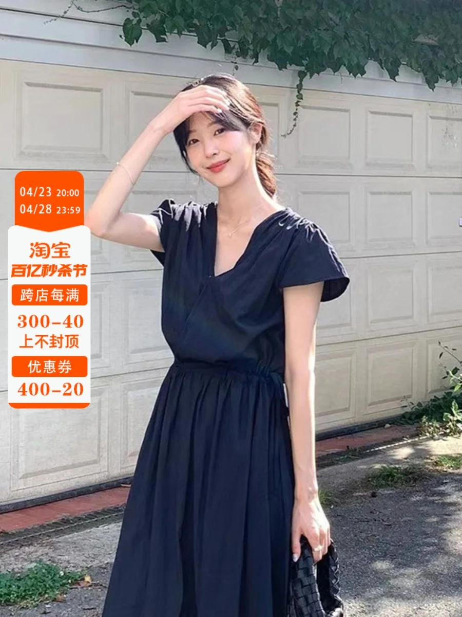 

South Korea's Dongdaemun 2024 Summer New Fashion and Gentle Casual V-neck Long Waist Dress for Women