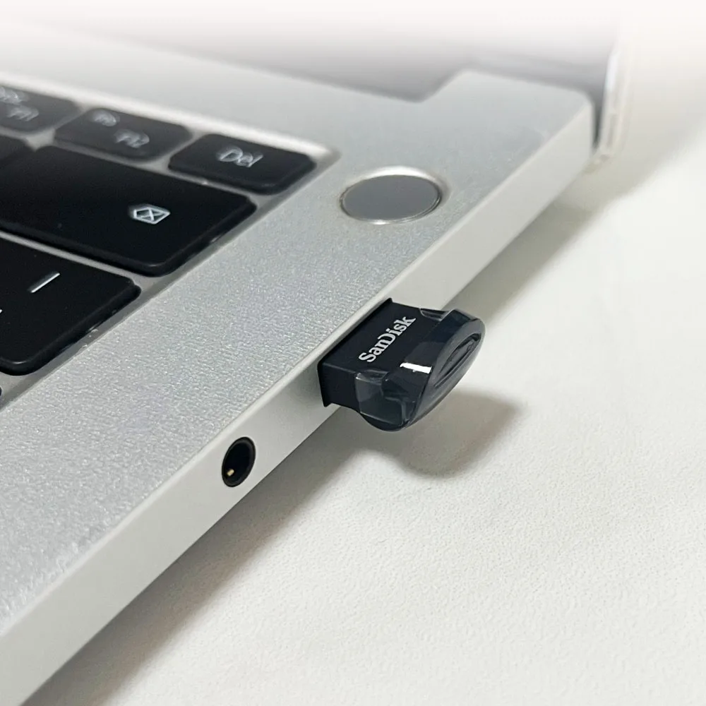 SanDisk Ultra Fit USB 3.2 Gen 1 Flash Drive 128GB 256GB
