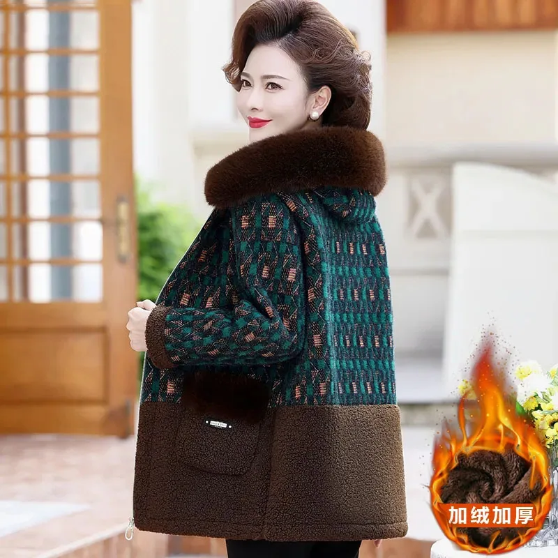 

New Middle-aged Mother Winter Jacket Thick Warm Hooded Lambs Wool Padded Parkas Women Imitation Mink Velvet Plush Coats Overcoat