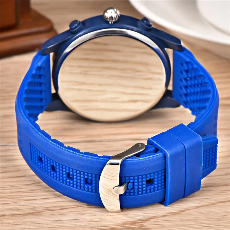 XINEW Brand Watches For Men Fashion Casual Silicone Band Sports Date Quartz Vintage Watch Cheap Montre Homme Reloj Hombre 2025