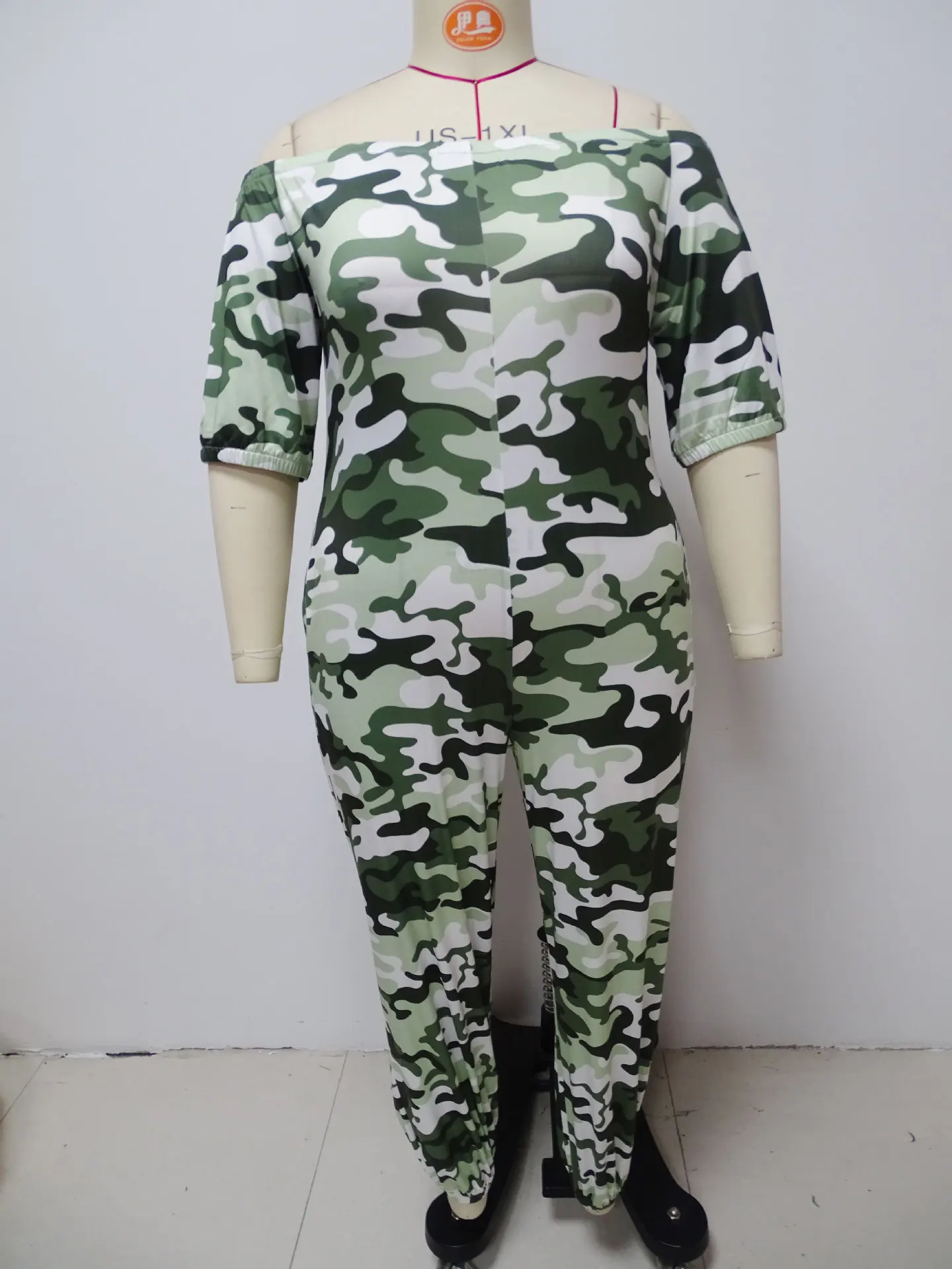 Plus Size Camo Jumpsuit Off Shoulder Pocket One Piece Outfit Women Sexy Pencil Pants 2023 Summer Female Fashion Jumpsuits