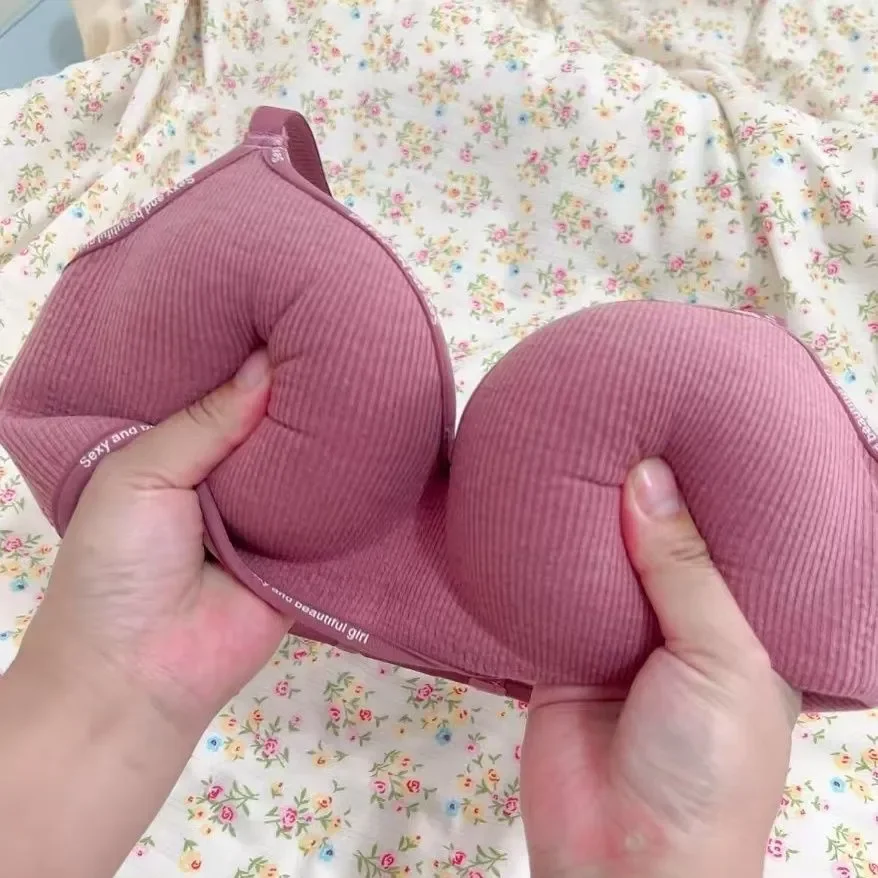 8 cm Push-up-BH für kleine Oberweiten (AA-A-B Cup) mit extra dicker Polsterung, kabellos für maximalen Halt und tiefen Ausschnitt. Nahtloser BH für optimale Passform._voghion.com