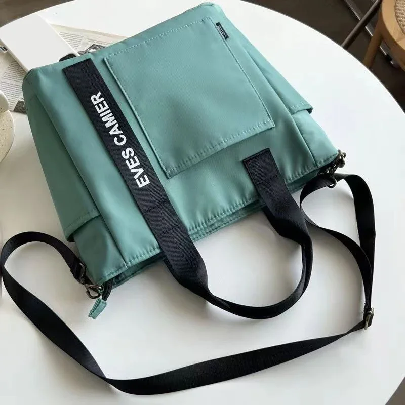 Borsa a spalla in nylon di grande capacà da donna