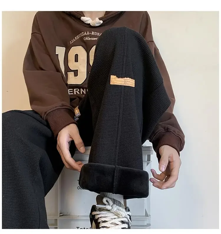 Description Picture 4 of itemPlus Velvet Wide-leg Pants Men's Waffle High Street 2024 Casual Unisex Oversize Korean Trousers Warm Thicken Straight Sweatpants